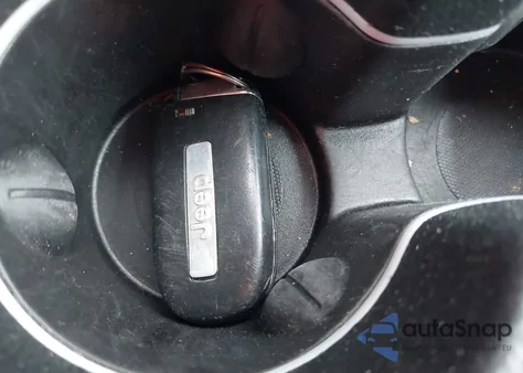 2016 Jeep Cherokee Trailhawk z USA, uszkodzony, nr VIN 1C4PJMBS3GW201884